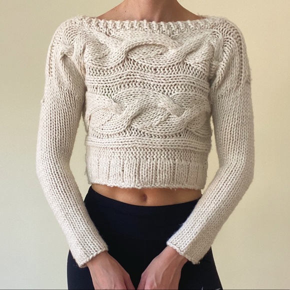 Guess Cropped Chunky Cable Knit Sweater 